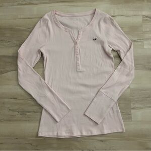 Hollister Icon Henley Light Lilac Size Medium